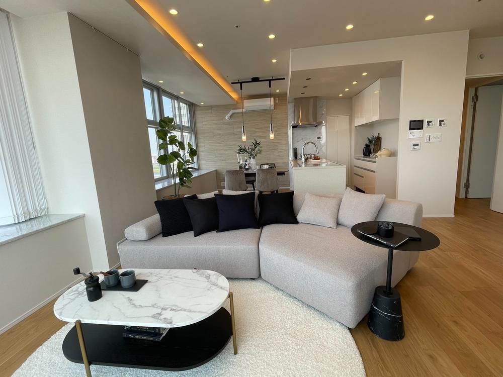 Park Tower Yokohama Station Premier 3LDK 95.92m² Apartment for Sale - Thumbnail 2