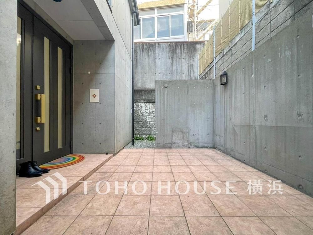 Renovated 2LDK+S House in Shibuya Near Ebisu Station - Thumbnail 4