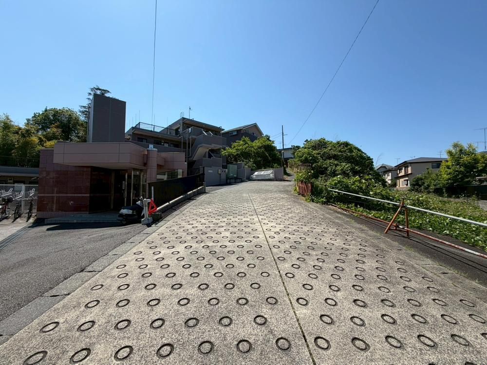3DK Apartment for Sale in Tama-ku, Kawasaki Near Ikuta Station - Thumbnail 3