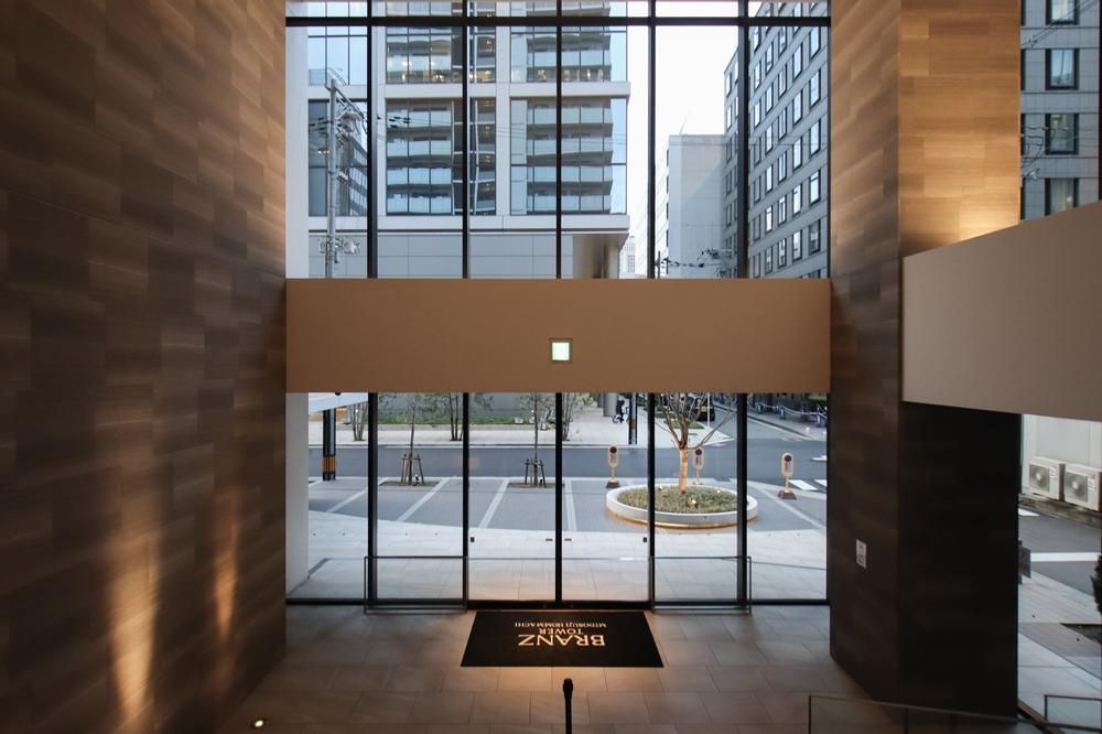 2LDK Apartment in Brands Tower Midosuji Hommachi, Osaka - Thumbnail 3