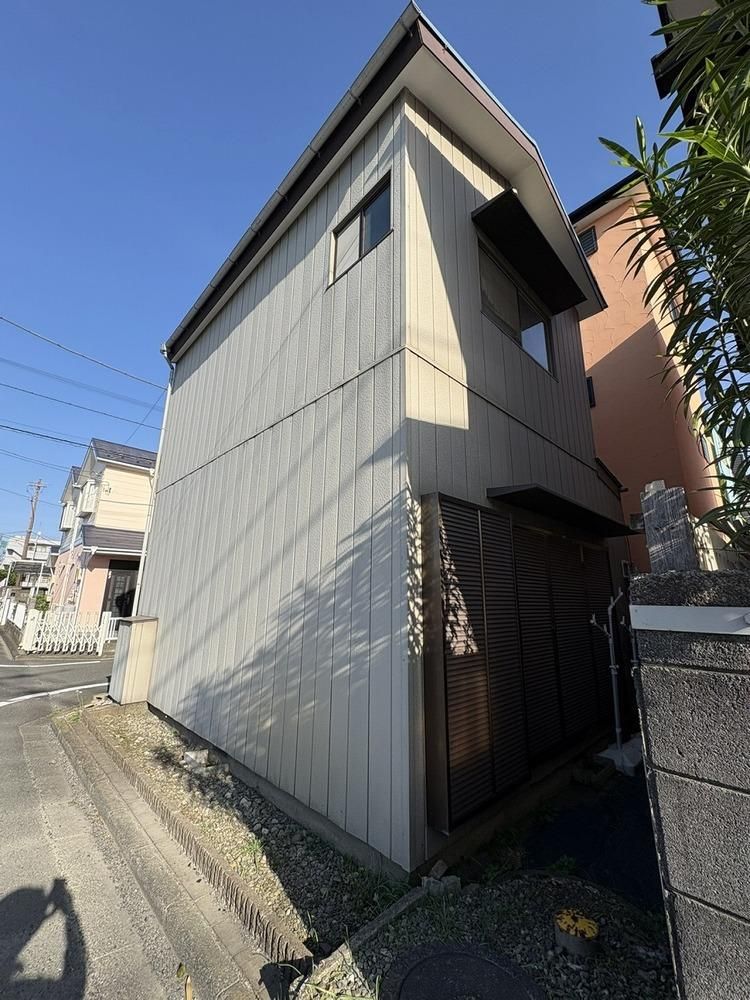 Land for Sale in Sagamihara Minami Ward, 43.57 Tsubo Corner Lot - Thumbnail 2