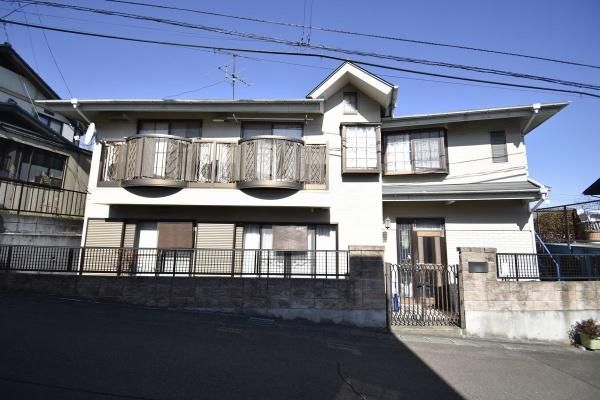 1990 3DK Detached House for Sale in Yagiyama, Sendai - Image 1