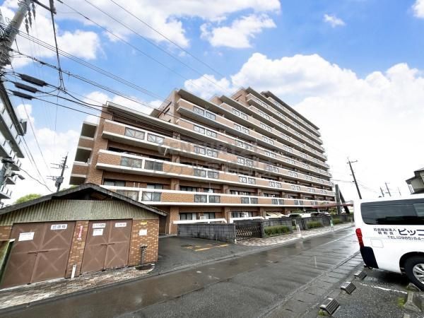 3LDK Apartment for Sale in Miyazaki City, Miyazaki Prefecture - Thumbnail 2