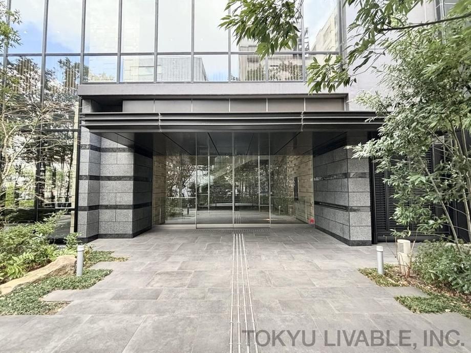 Proud Tower Sendai Bansuidori Central 3LDK Apartment in Aoba Ward - Thumbnail 2