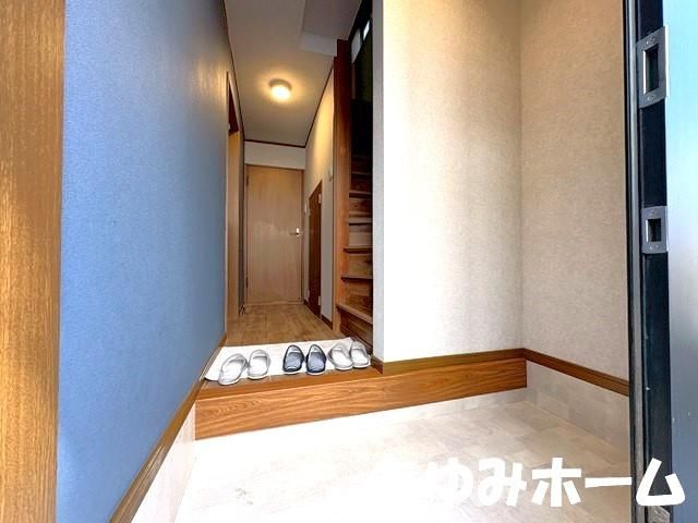Renovated 4LDK House in Higashiosaka Near Tokuan Station - Thumbnail 3