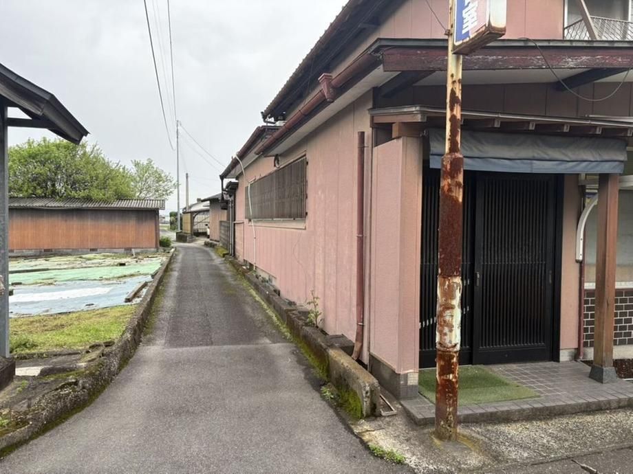Land for Sale in Miyaki Town, Saga Prefecture - 164m2 - Thumbnail 4