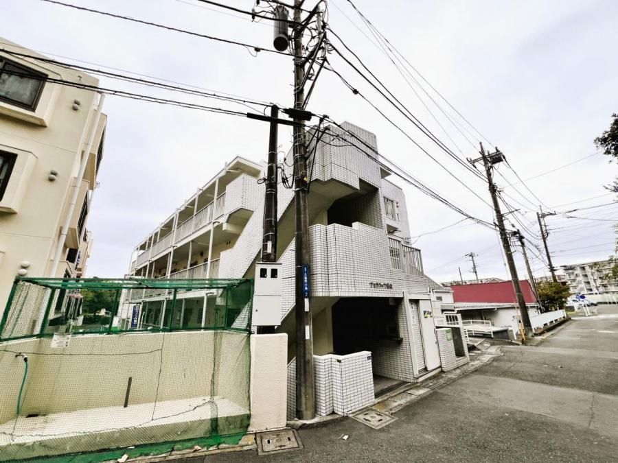 Vera Heights Nagago 3DK Apartment for Sale in Ayase, Kanagawa - Thumbnail 4