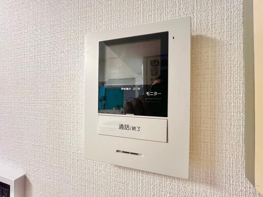 2LDK Apartment for Sale in Nakai, Shinjuku, Tokyo - Thumbnail 3