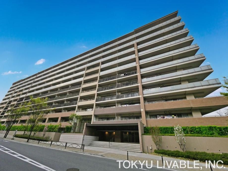 3LDK Apartment for Sale in Funabashi, Chiba - 75.7 sqm - Thumbnail 2