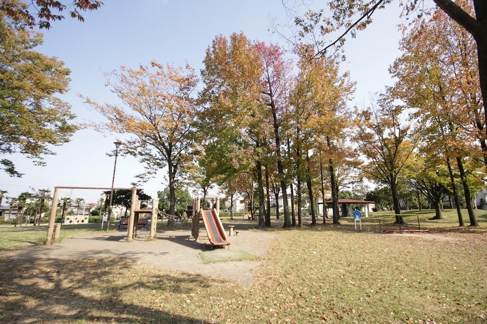 Corner Land Plot for Sale in Hachioji's Kitano-dai, Tokyo - Thumbnail 3