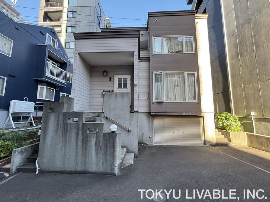 203 sqm Land for Sale in Chuo-ku, Sapporo near Nishi 18-chome Station - Thumbnail 3