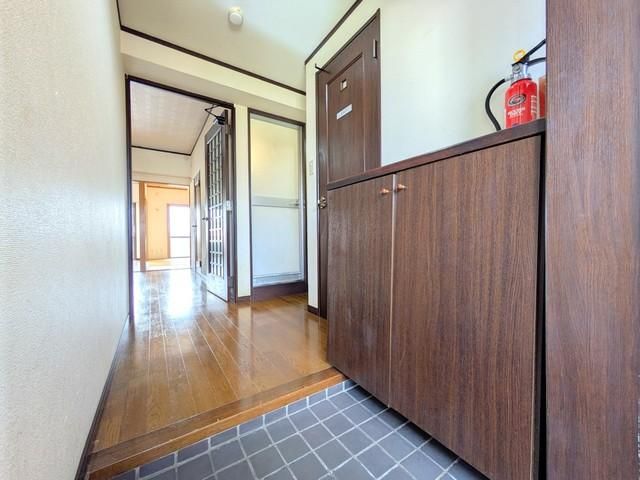 2DK Apartment for Sale in Naha, Okinawa - 55m2 - Thumbnail 2