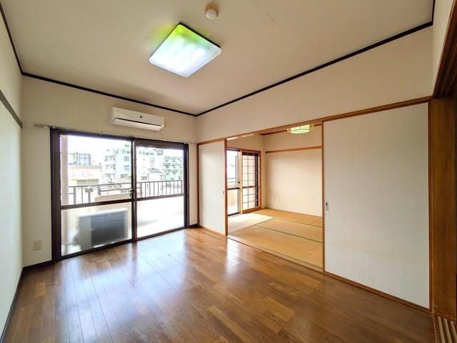 2DK Apartment for Sale in Naha, Okinawa - 55m2 - Thumbnail 3