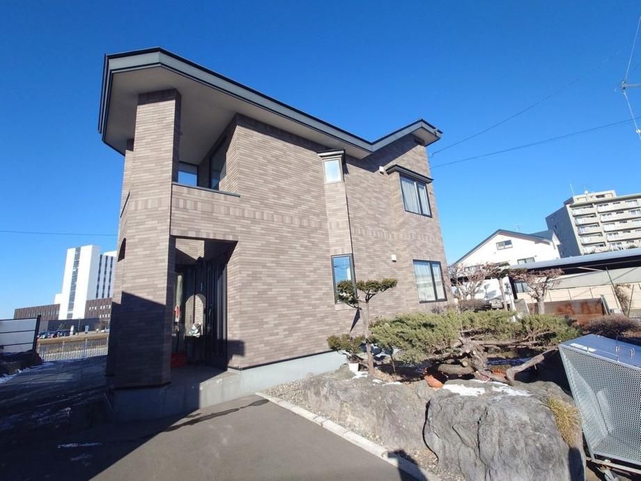 6LDK Detached House in Obihiro, Hokkaido for Sale - Thumbnail 2