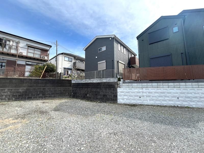 3LDK House for Sale in Totsuka-ku, Yokohama Near Park - Thumbnail 2