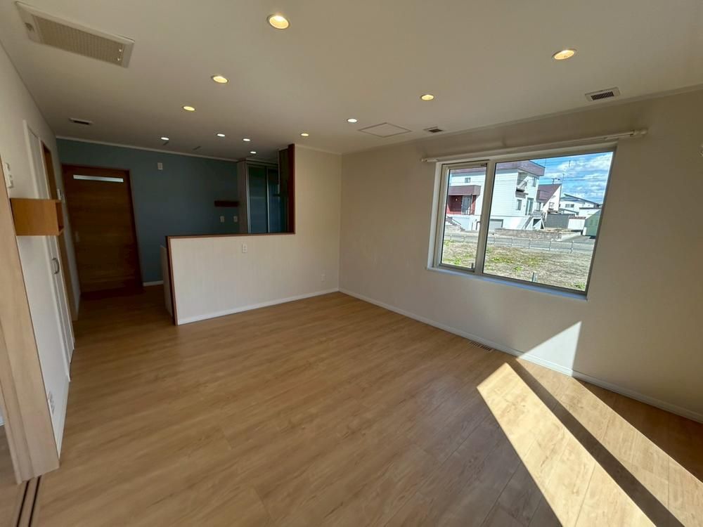 4LDK Detached House in Takikawa, Hokkaido - 98.53m2 - Thumbnail 4