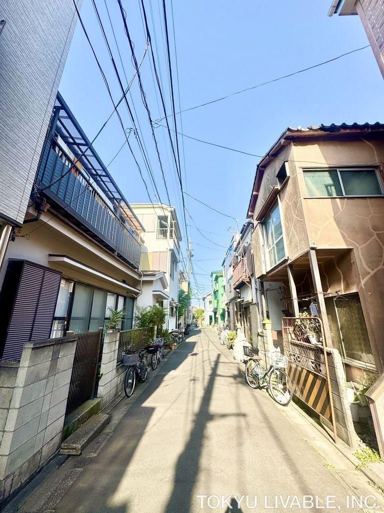 2LDK House for Sale in Edogawa City, Tokyo - Thumbnail 4