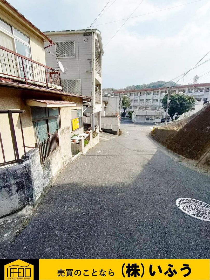Land for Sale in Oita City - 214.87 sqm - No Building Conditions - Thumbnail 2
