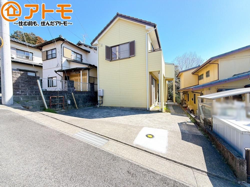 Renovated 4LDK House for Sale in Fuji City, Shizuoka - Thumbnail 2