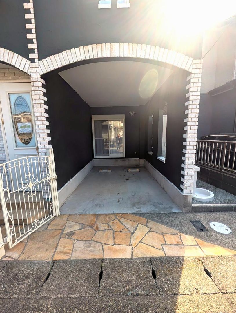 Renovated 3-Story House in Ebina, Kanagawa | 3LDK+S - Thumbnail 4