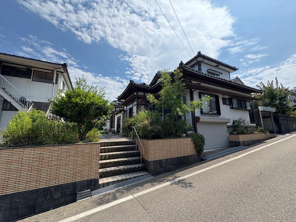 6DK House for Sale in Kashiwazaki, Niigata - 166 sqm - Thumbnail 2