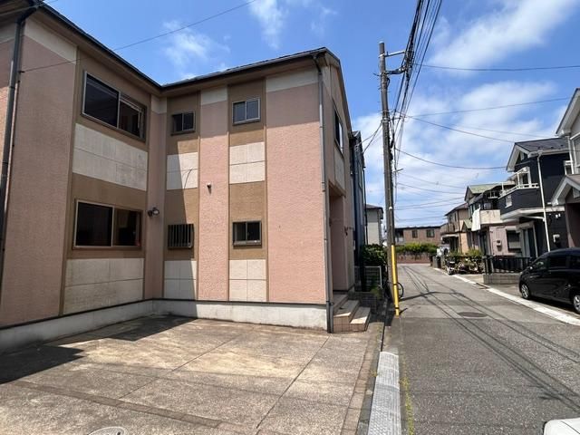 Renovated 3LDK House in Funabashi, Chiba for Sale - Thumbnail 2