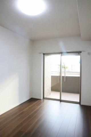 2LDK Apartment for Sale Near Tokushima Station, 60.54m2 - Thumbnail 3