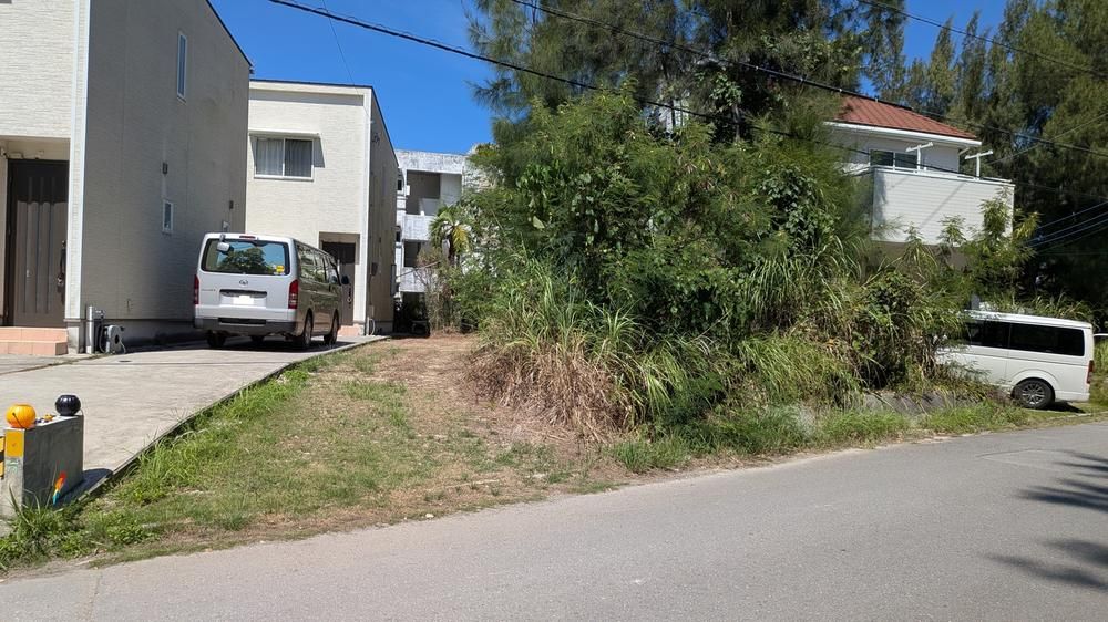 Land for Sale in Onna Village, Okinawa - 250 sqm - Thumbnail 3
