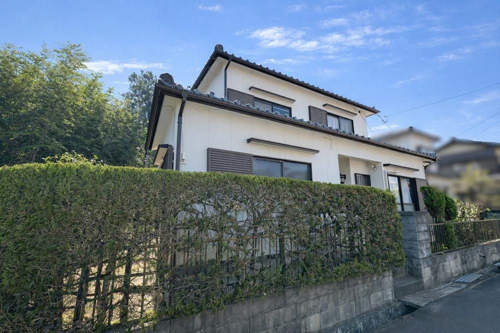 3LDK House for Sale in Yokkaichi, Mie - 12.8 Million Yen - Thumbnail 2