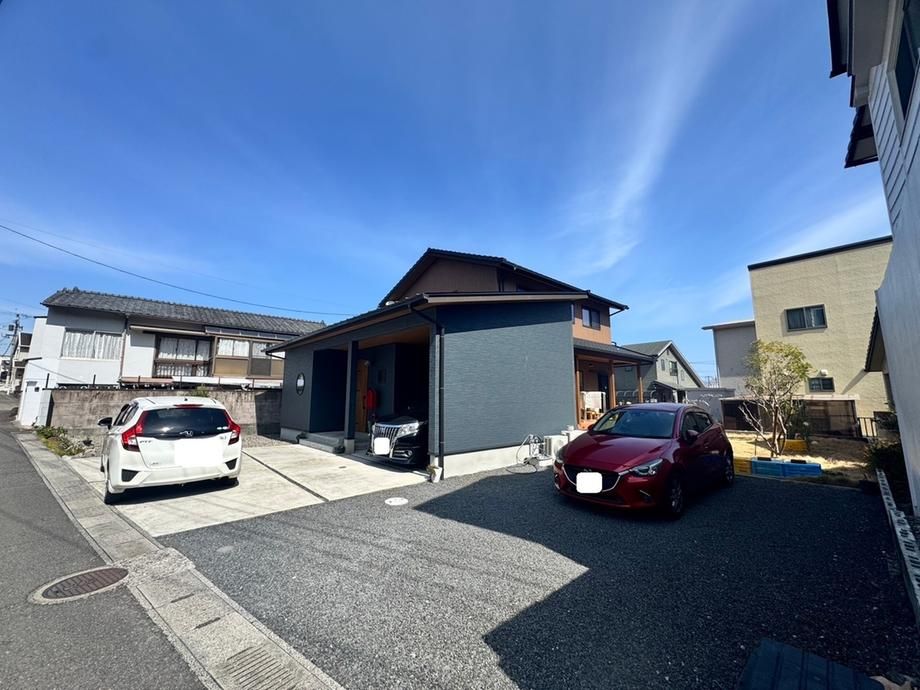 5LDK House for Sale in Beppu with Large 412sqm Lot - Thumbnail 2