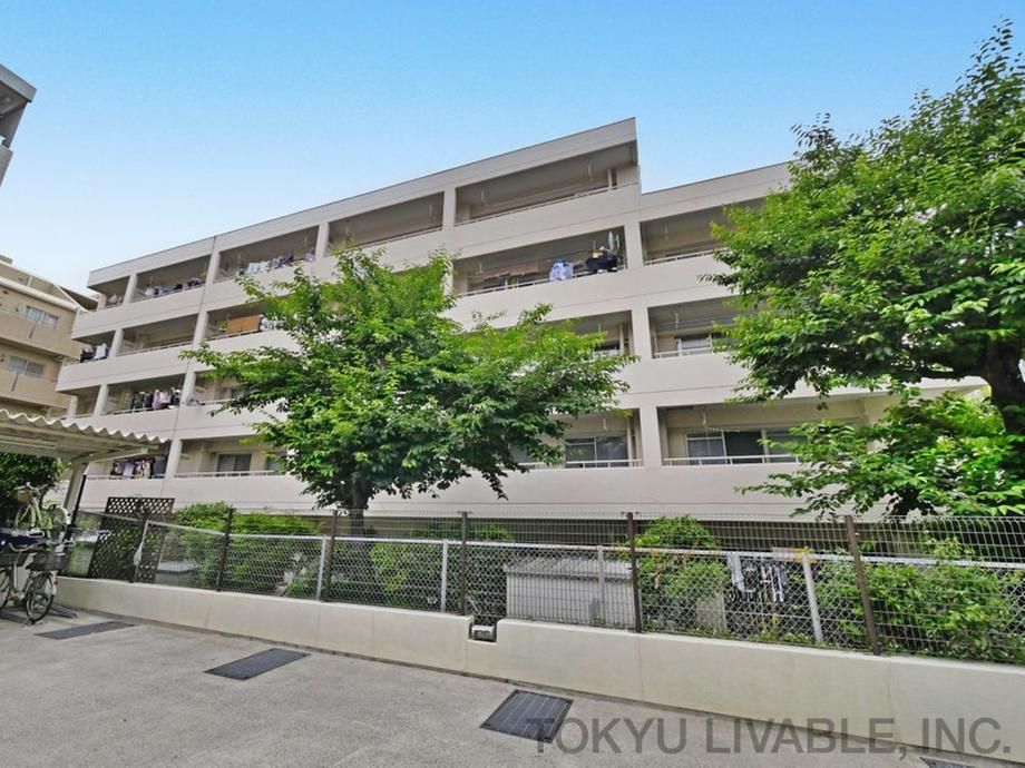 2DK Condominium in Kawasaki, Kanagawa – 41.22m² Top Floor Unit - Thumbnail 2