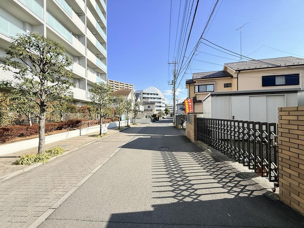 Renovated 3LDK House for Sale in Hachioji, Tokyo - Thumbnail 2