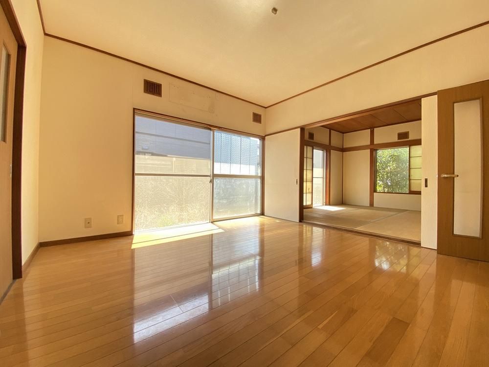 Land for Sale in Yokohama Izumi Ward - 175.02 sqm Corner Lot - Thumbnail 2