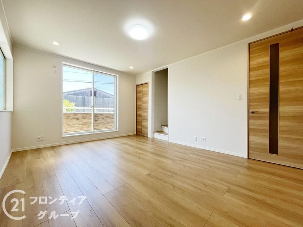 Renovated 3LDK House in Amagasaki, Hyogo - 119.65m2 - Thumbnail 4