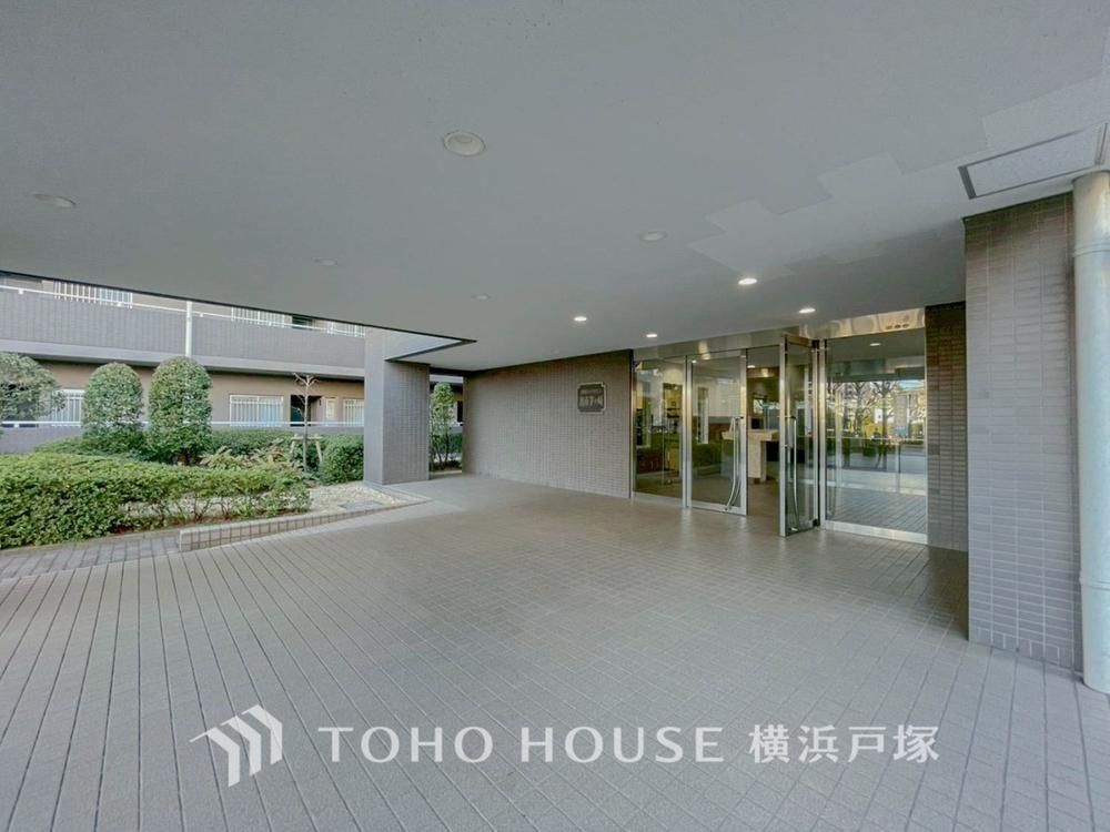 Renovated 4LDK Apartment in Chigasaki with Fuji Views - Thumbnail 2
