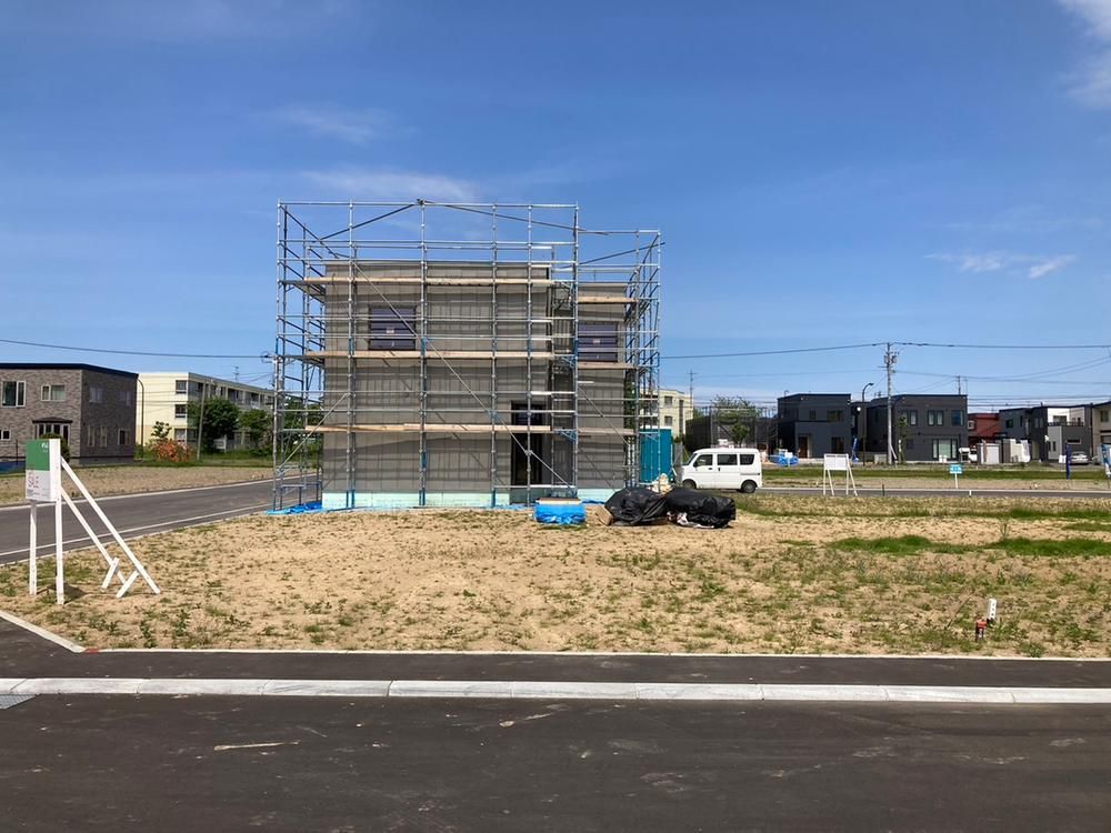 Land for Sale in Hanakawa Minami, Ishikari, Hokkaido - 175.42 sqm - Thumbnail 3