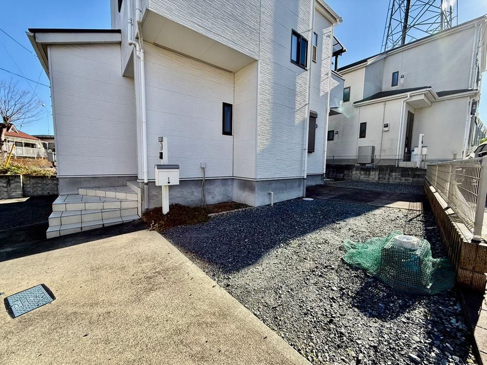 4LDK Family Home Near Yamada Station, Hachioji - Thumbnail 2