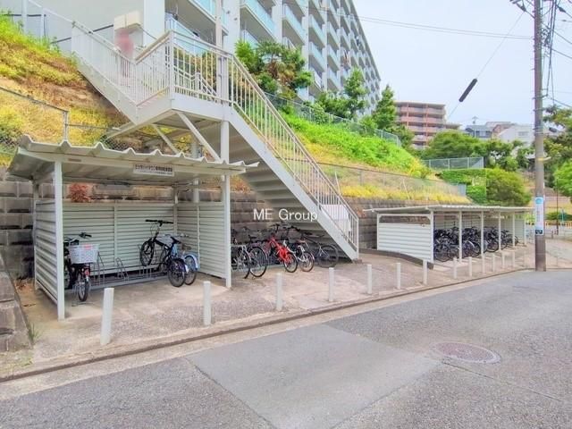 2LDK Apartment for Sale in Yokohama Nishi Ward - Thumbnail 4
