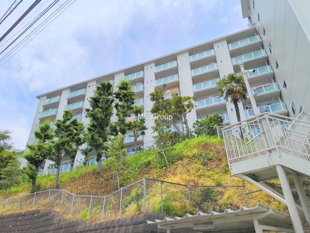 2LDK Apartment for Sale in Yokohama Nishi Ward - Thumbnail 2