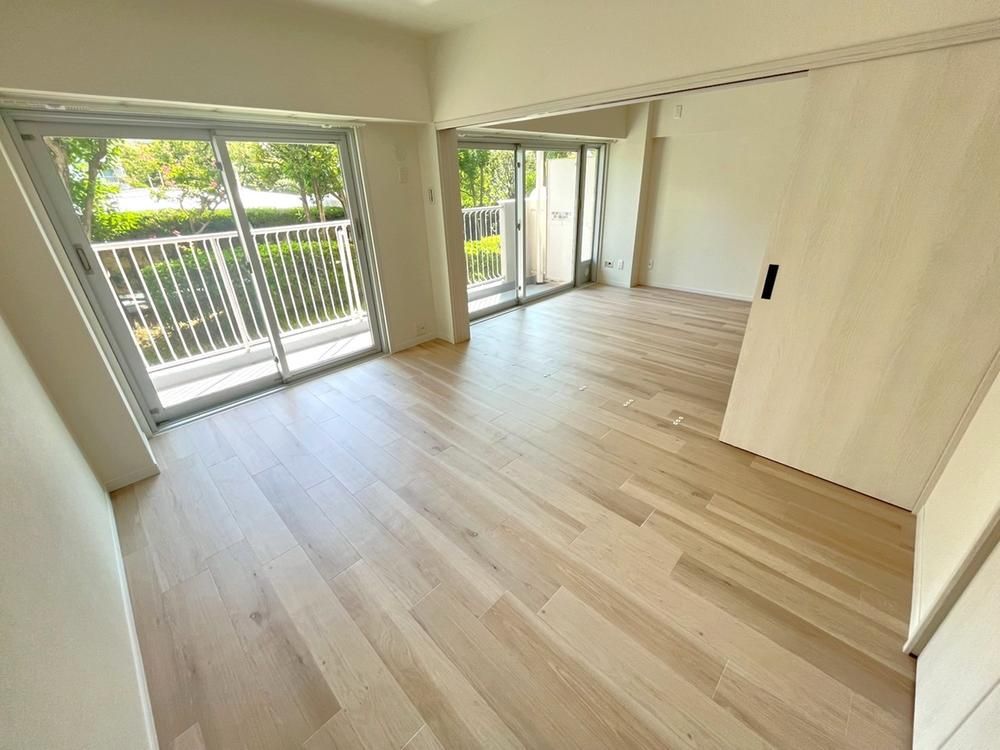 3LDK Apartment for Sale in Miyamae, Kawasaki - 71m2 - Thumbnail 3