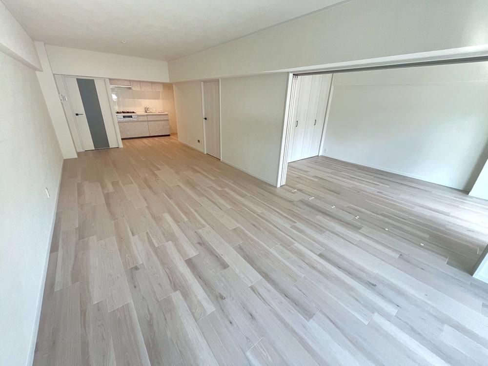 3LDK Apartment for Sale in Miyamae, Kawasaki - 71m2 - Thumbnail 4
