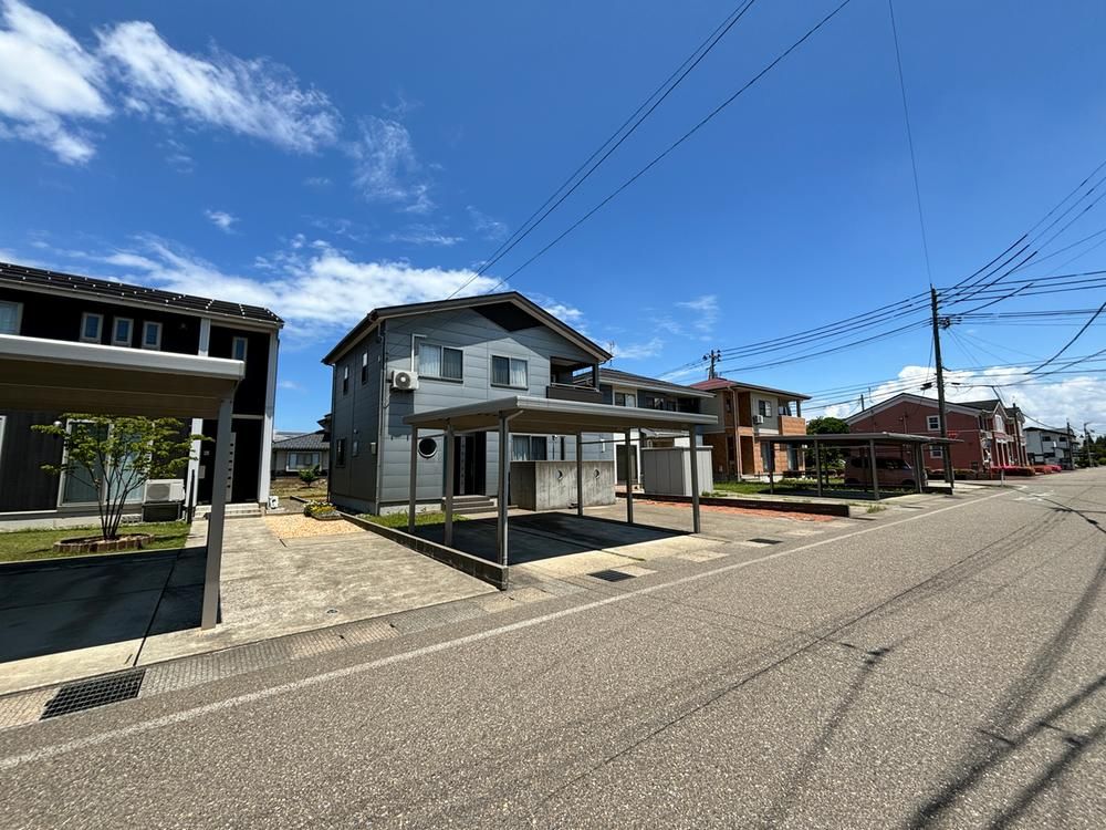 4LDK House for Sale in Joetsu City, Niigata - Thumbnail 2
