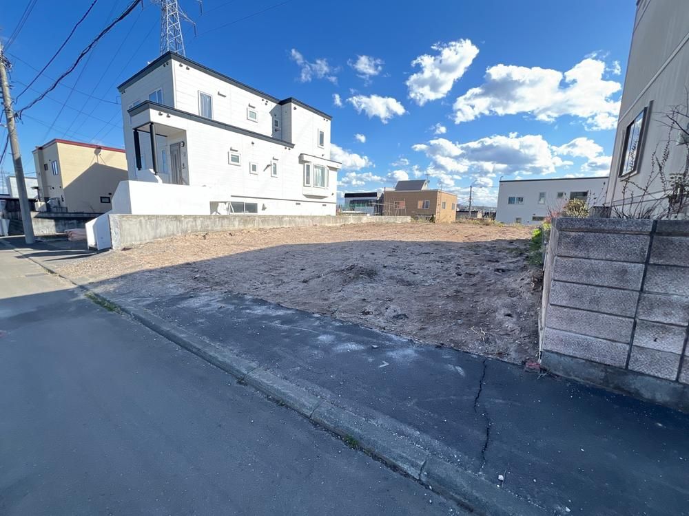 Land for Sale in Kiyota Ward, Sapporo – 288.17 m² - Thumbnail 3