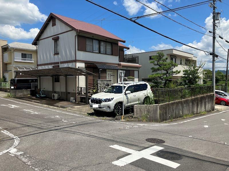4LDK Toyota Home in Gokaoka, Toyota City | 240m² Land - Thumbnail 2