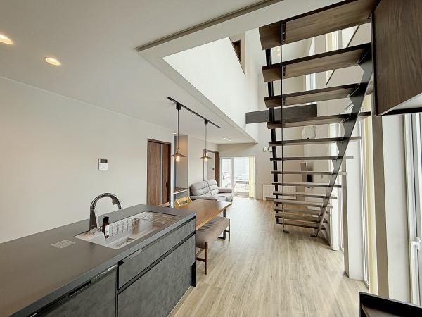 4LDK Detached House for Sale in Ebetsu, Hokkaido - 120 sqm - Thumbnail 2