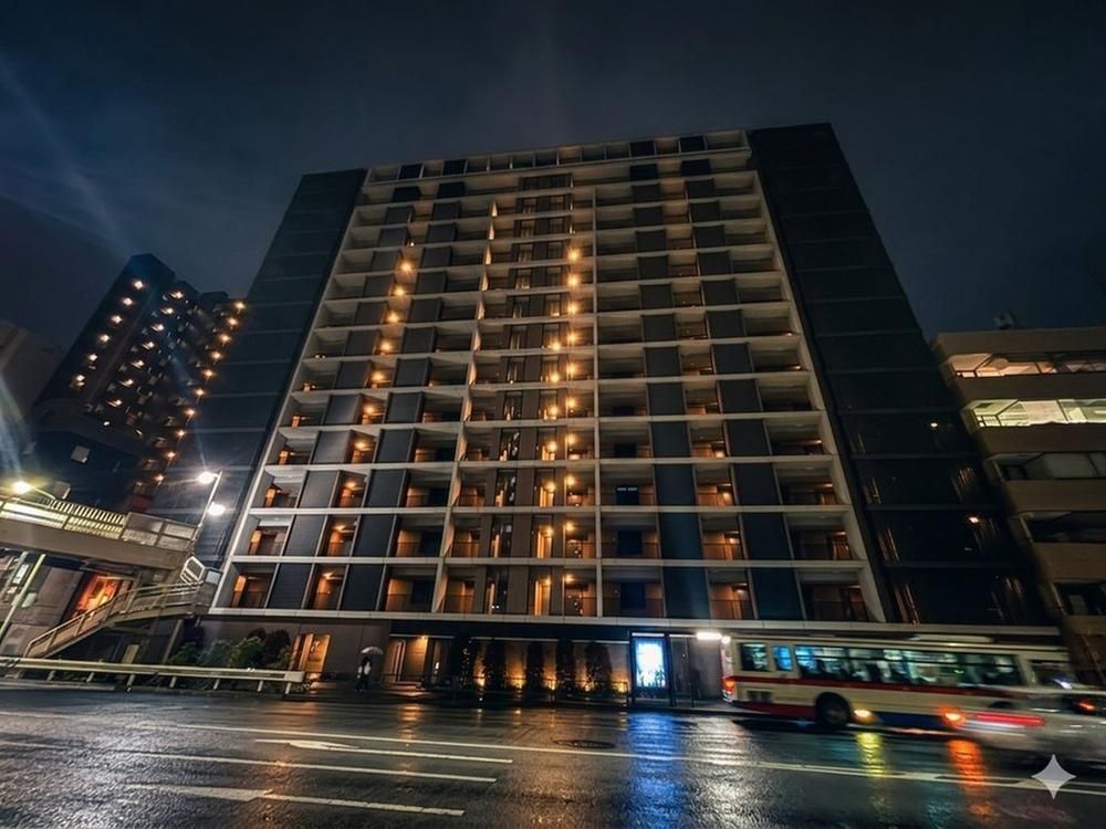 2LDK Apartment for Sale in Meguro-ku, Tokyo - Thumbnail 4