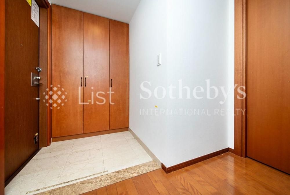 3LDK Apartment in Ebisu, Shibuya, Tokyo - 96.96 sqm - Thumbnail 3