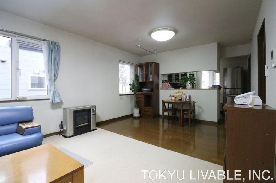 4LDK House Near Shindo-Higashi Station, Sapporo, 168m2 - Thumbnail 3