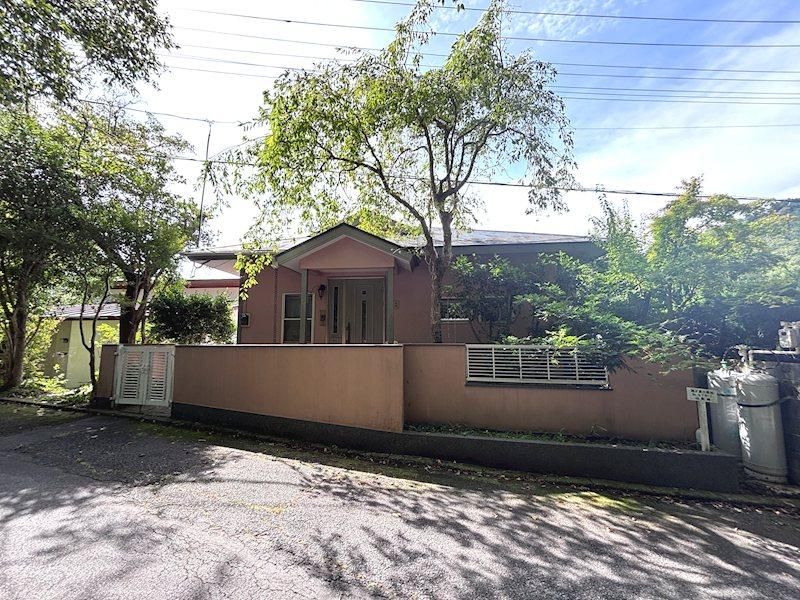 Atami Villa: 3LDK House in Popular Resort Area with Mountain Views - Thumbnail 2