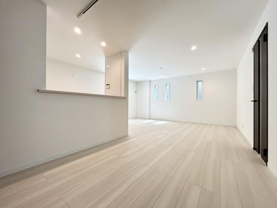 New 4LDK House in Yokohama Totsuka with Garden and Parking - Thumbnail 3